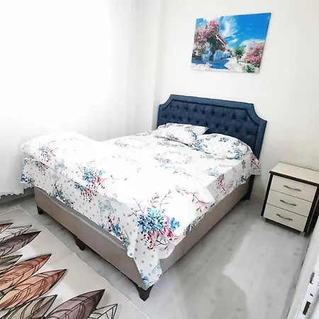 Decent Home Apartment Apartman *